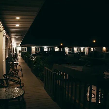 Motel Des Cascades Baie-Saint-Paul Exterior photo