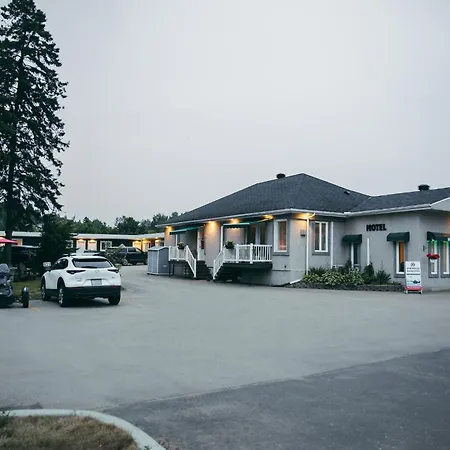 Motel Des Cascades Baie-Saint-Paul Exterior photo