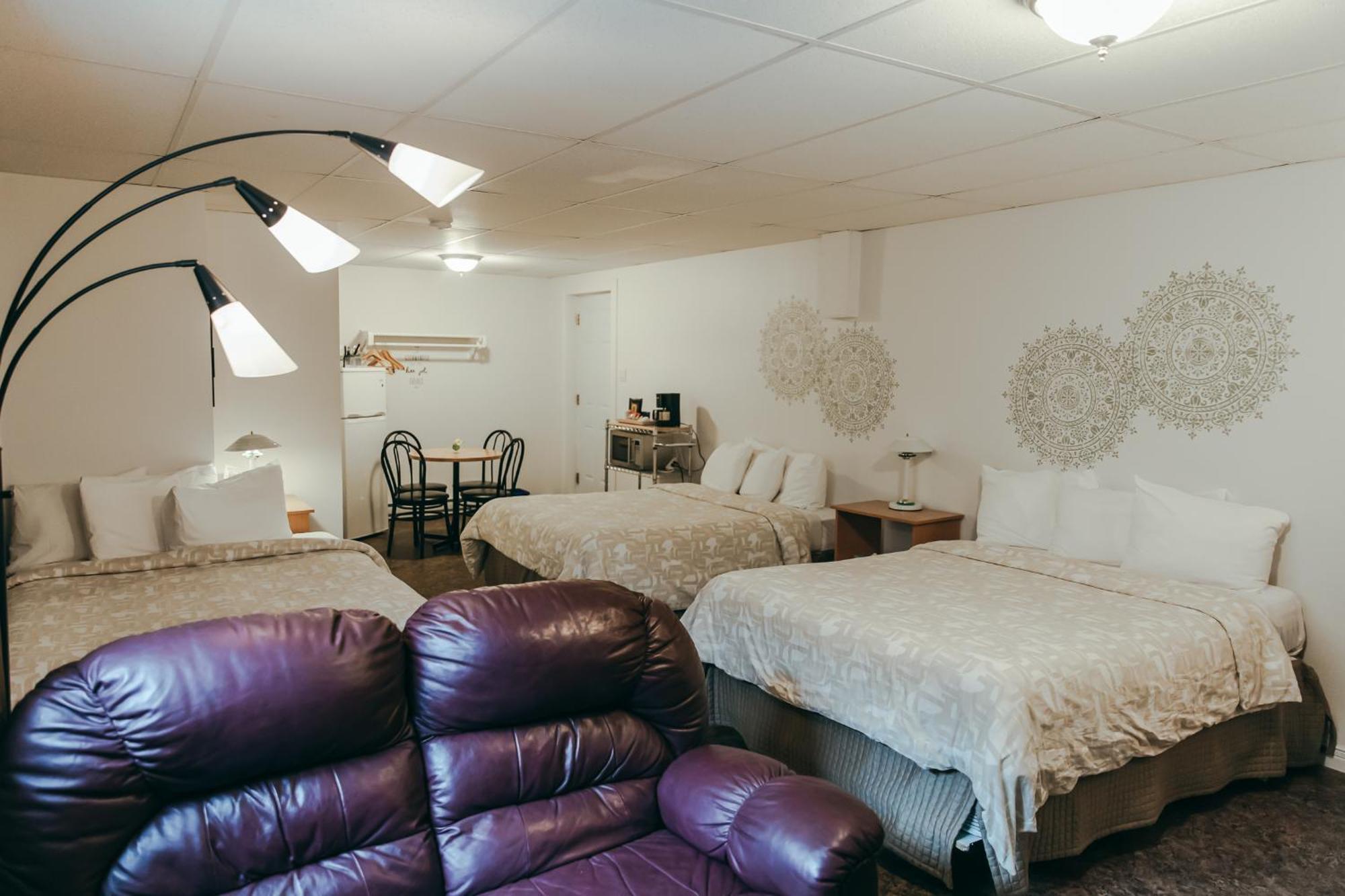 Des Cascades Motel 3*