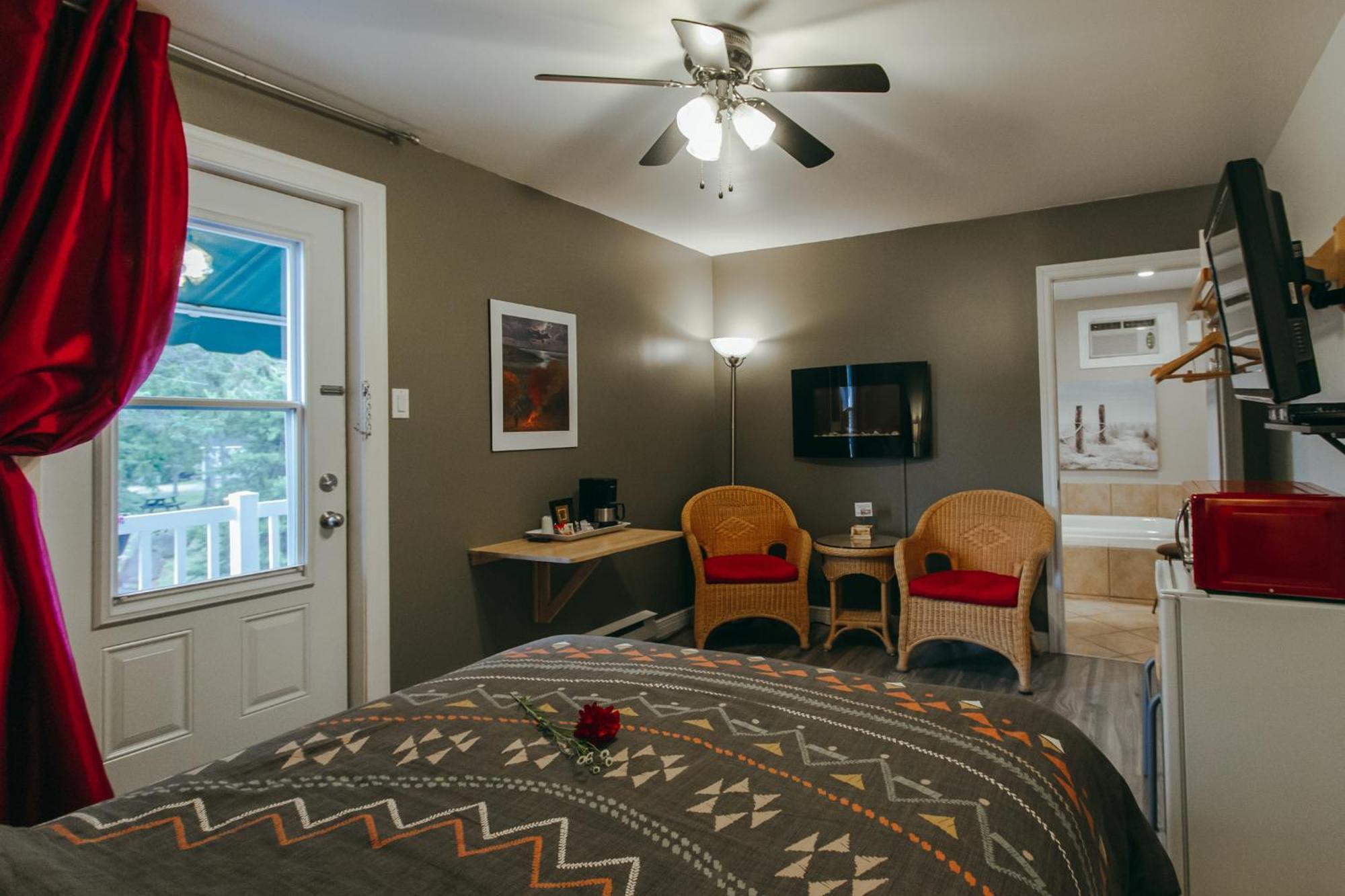 Des Cascades Motel
